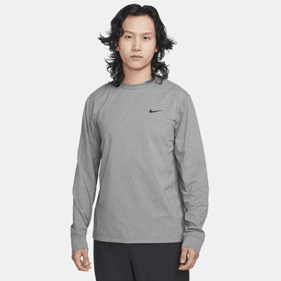 NIKE公式】ナイキ Dri-FIT UV ハイバース メンズ ロングスリーブ フィットネストップ.オンラインストア (通販サイト)